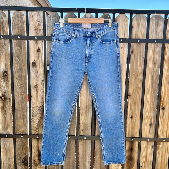 EVERLANE Straight Leg Medium Wash Jeans - Picture 1 of 7